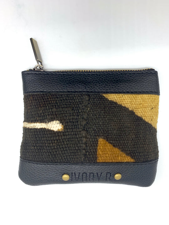 The Fitini Pouch Black Trady