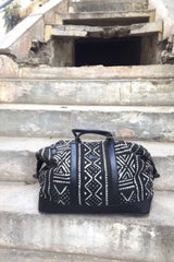 Ivory.B front: Bamako Bag black