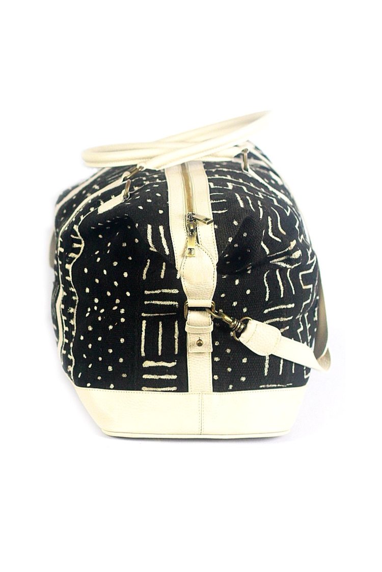 Ivory. B side: Bamako Weekender bag Black & White